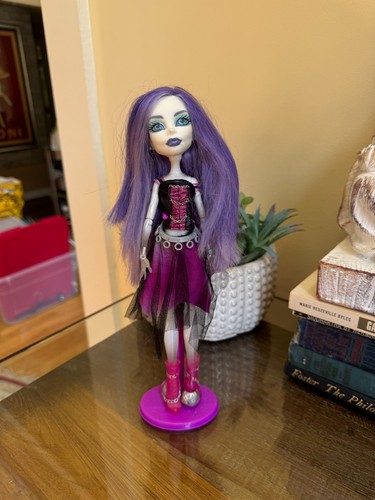 Mattel monster high spectra - monster,